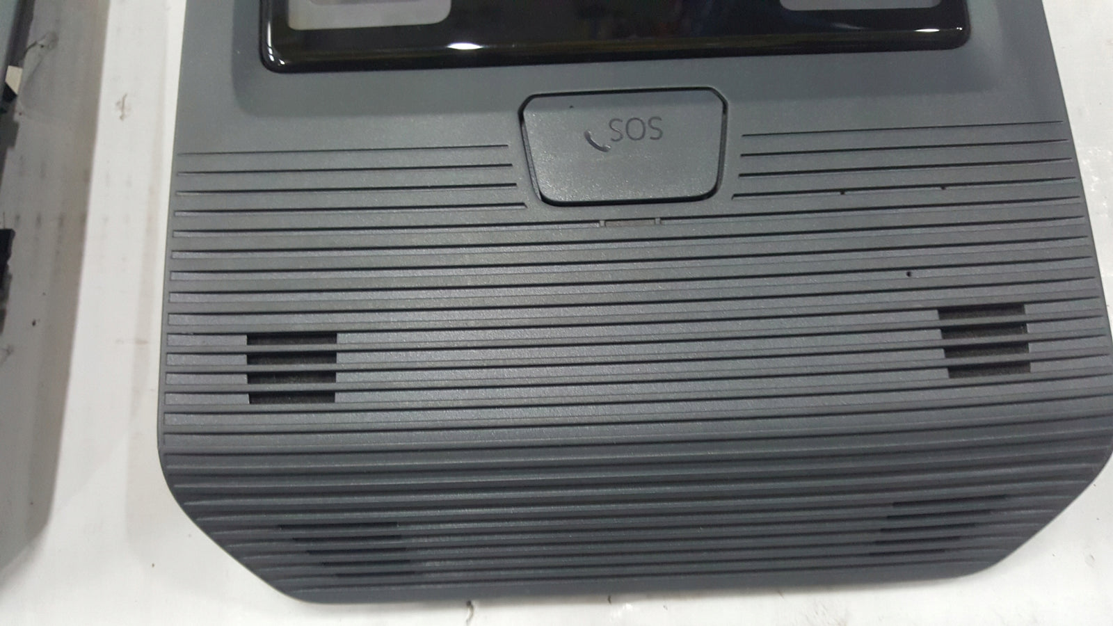 Lampka podsufitki AUDI Q4 89A959569 demontaż