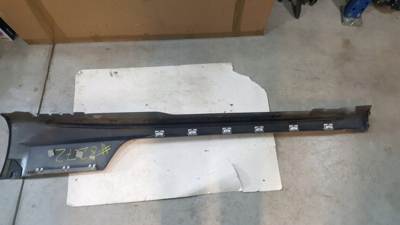 Listwa progowa PR AUDI TT TTRS 8S0853856F demontaż