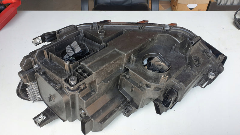 Pr FULL LED Vw Touran 5TB941082A 2017r DEMONTAŻ