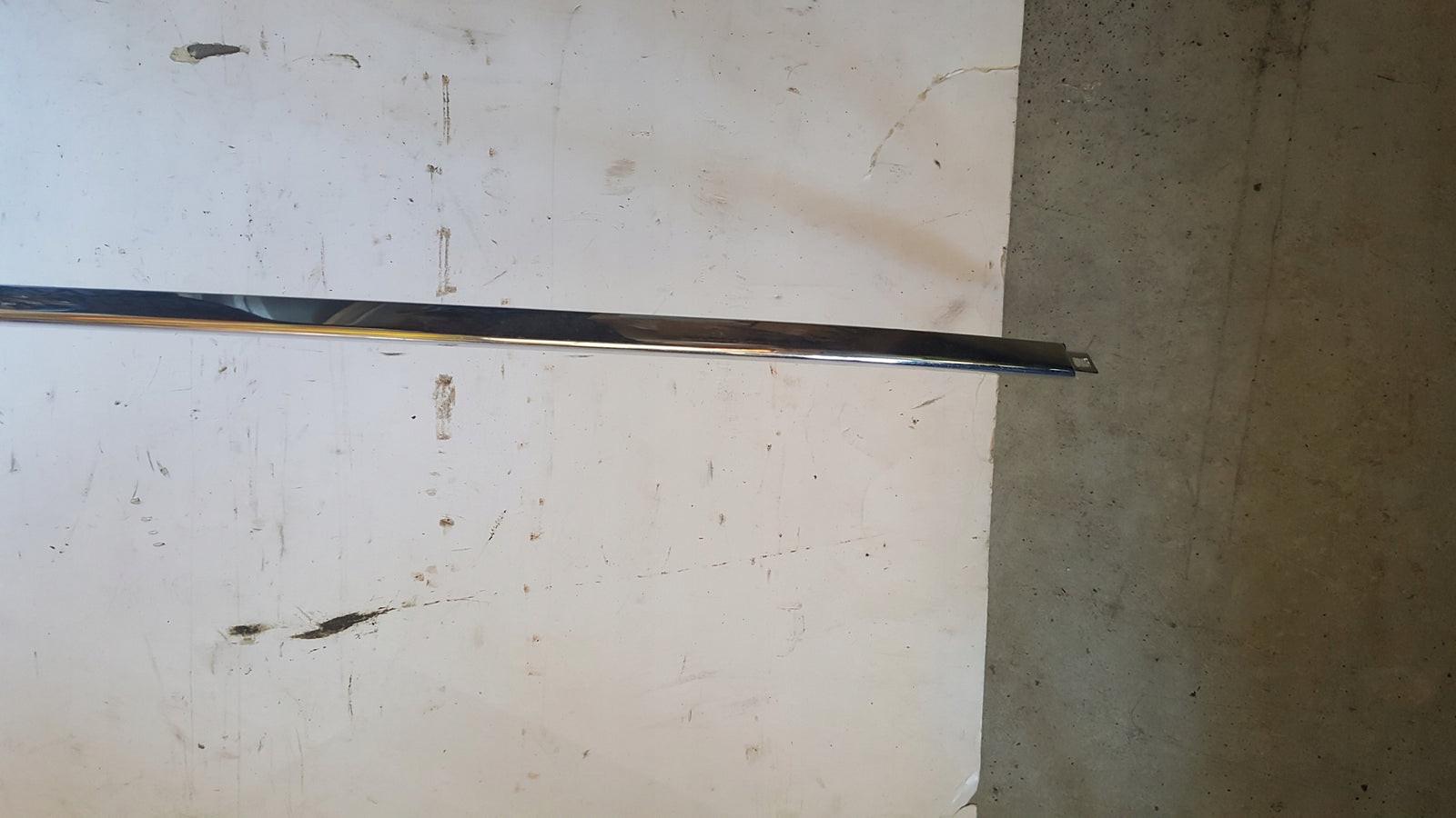 Środkowa listwa zderzaka przedniego VW PASSAT B8 3G0853245 DEMONTAŻ