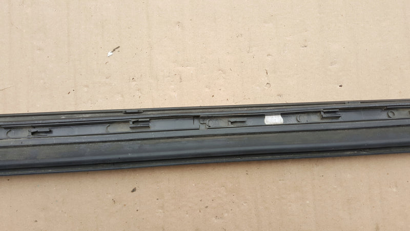 AUDI A4 B7 SLINE LISTWA DRZWI DOLNA LEWY PRZÓD S-LINE 8E0853959C
