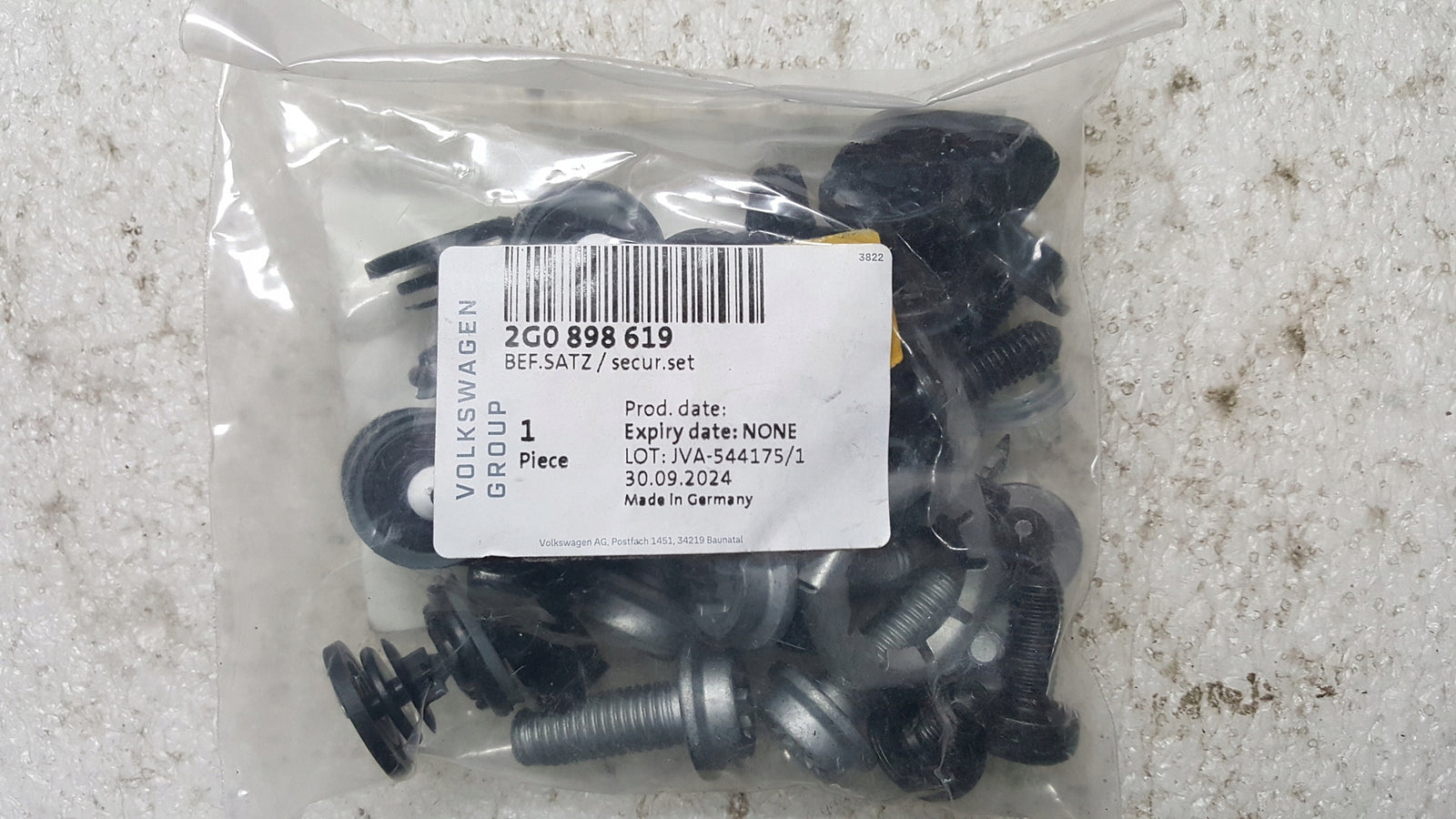 VW POLO ZESTAW MONTAŻOWY KOŁKI TAPICERKI DRZWI PRZÓD 2G0898619