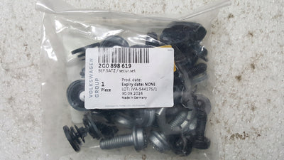 VW POLO ZESTAW MONTAŻOWY KOŁKI TAPICERKI DRZWI PRZÓD 2G0898619