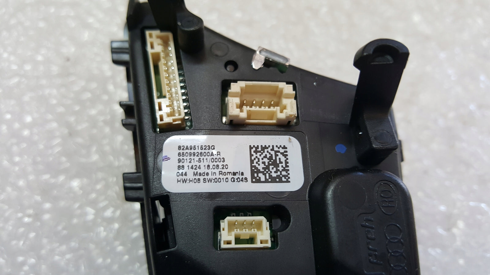 317940d664f3d7575ef1922856abd509