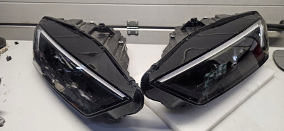 kompletne PR i LE MATRIX LED BLACK AUDI R8 4S0 4S0941034K 4S0941033K 2024R