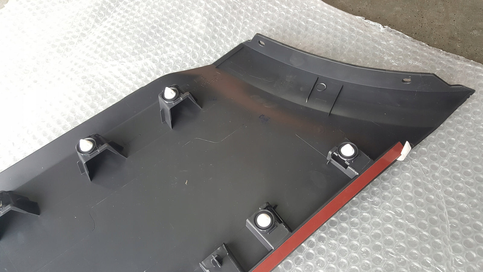 NOWA ORYGINALNA listwa boczna prawa VW CRAFTER II-- MAN TGE 7C3853754