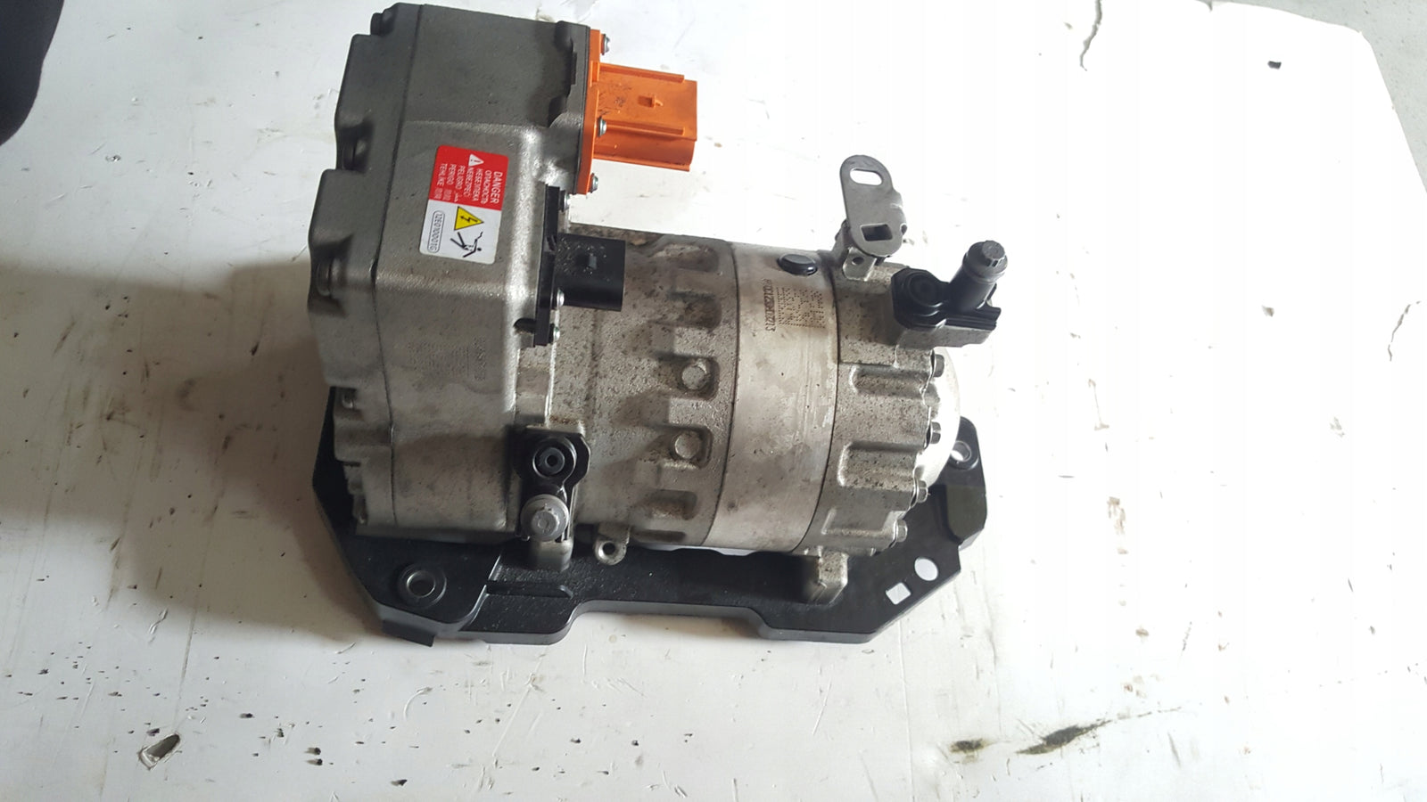 VW ID.3 ID.4 kompresor klimatyzacji 1EA820808D