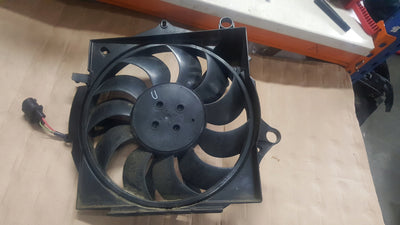 OBUDOWA OSŁONA WENTYLATORA PORSCHE TAYCAN 9J1 9J1121384