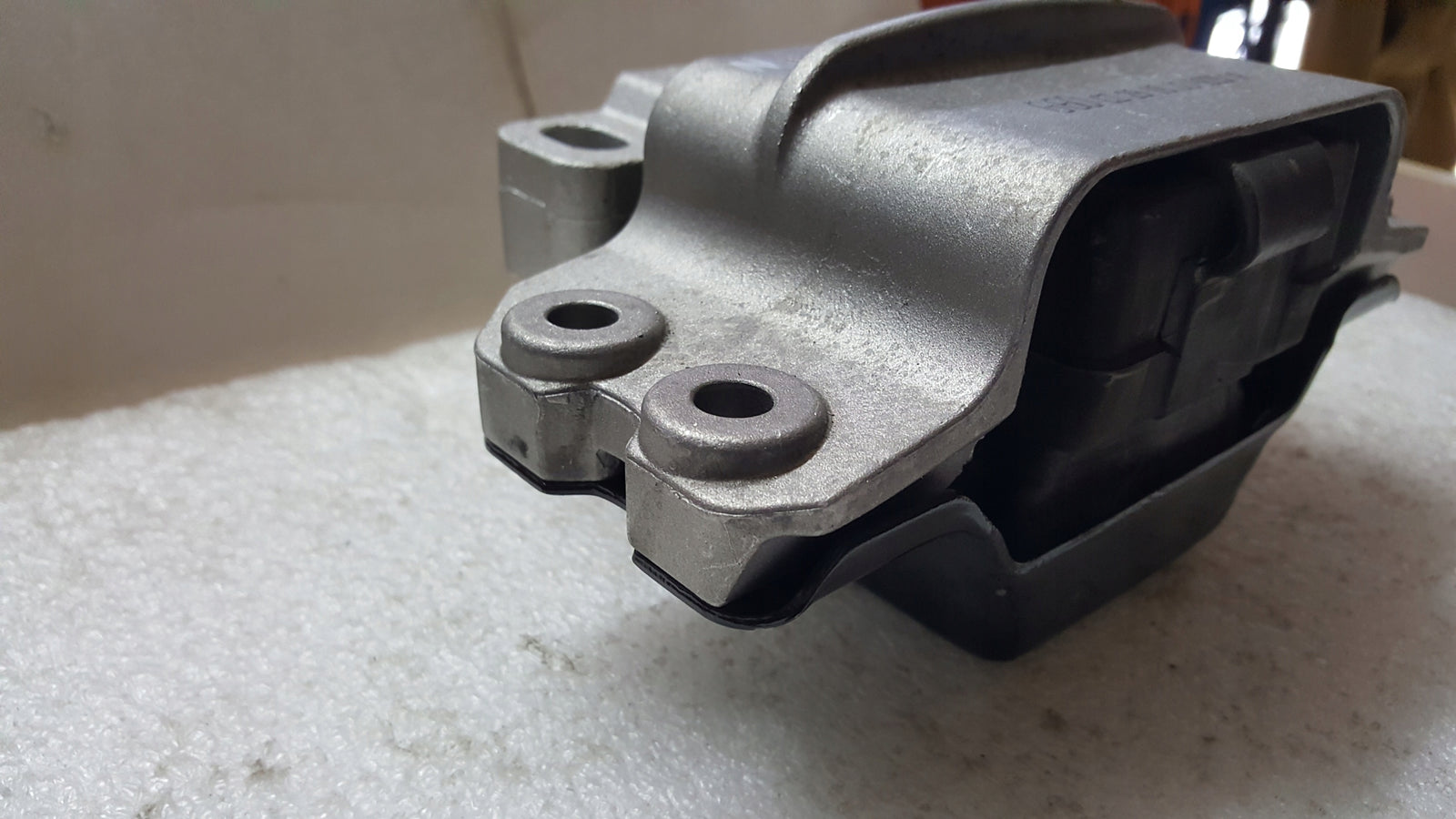 NOWA ORYGINALNA łapa skrzyni poduszka silnika VW AUDI SEAT SKODA 1K0199555L