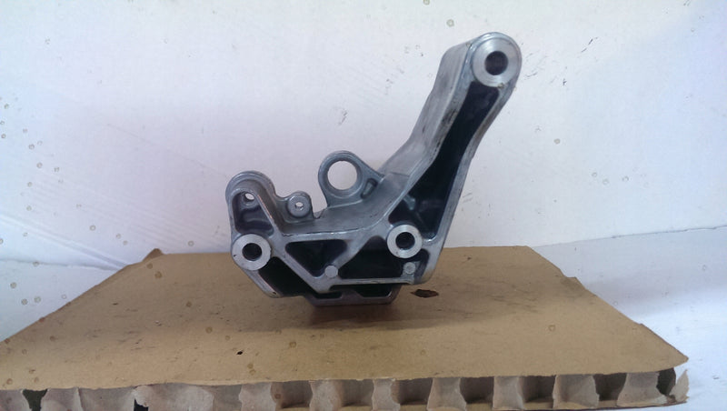 łapa silnika VW CRAFTER 2.5 TDI 076199307 ORYGINAŁ