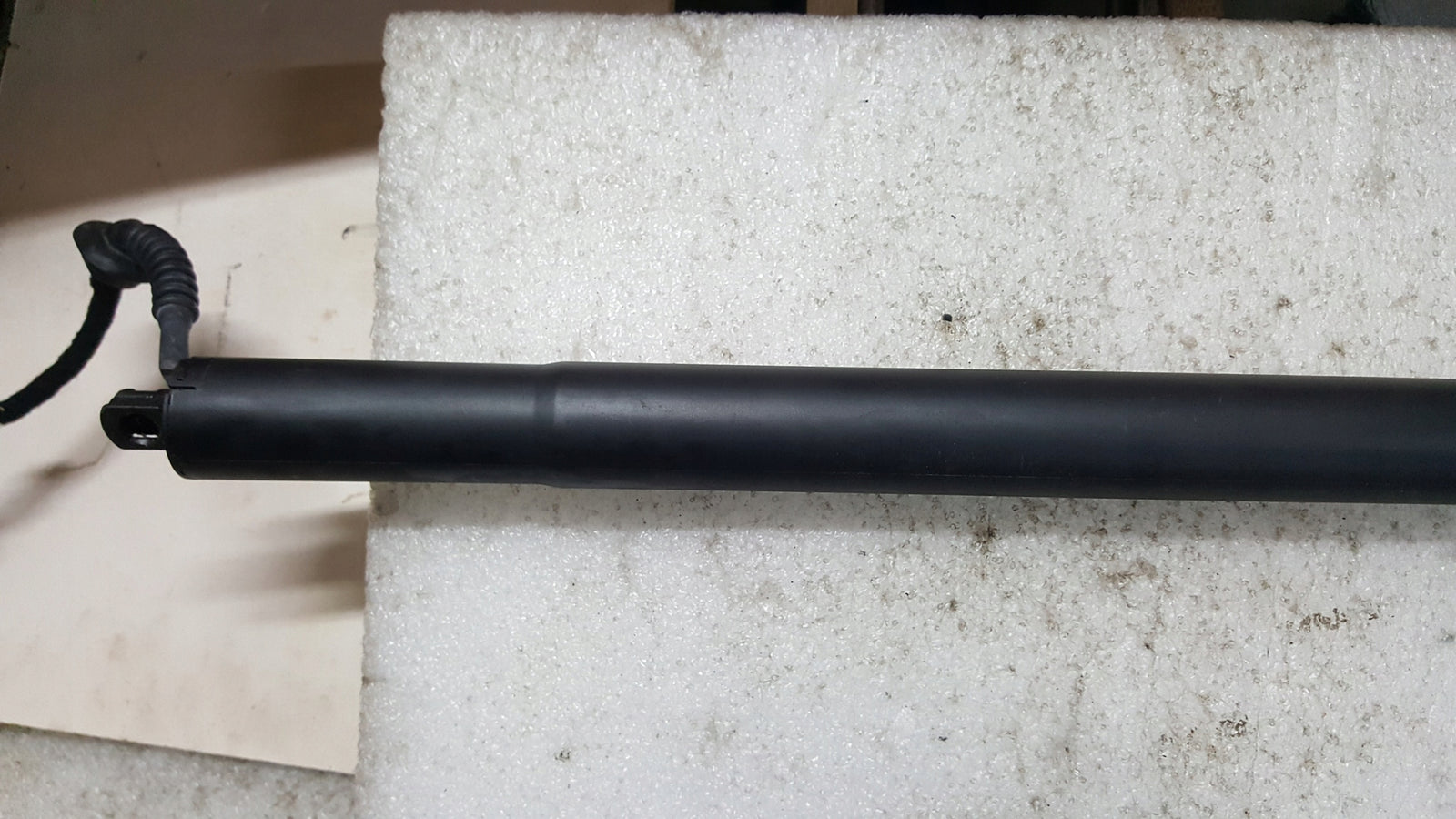 AUDI Q4 E TRON SIŁOWNIK KLAPY BAGAZNIKA LEWY 89A827851A ORYGINALNY