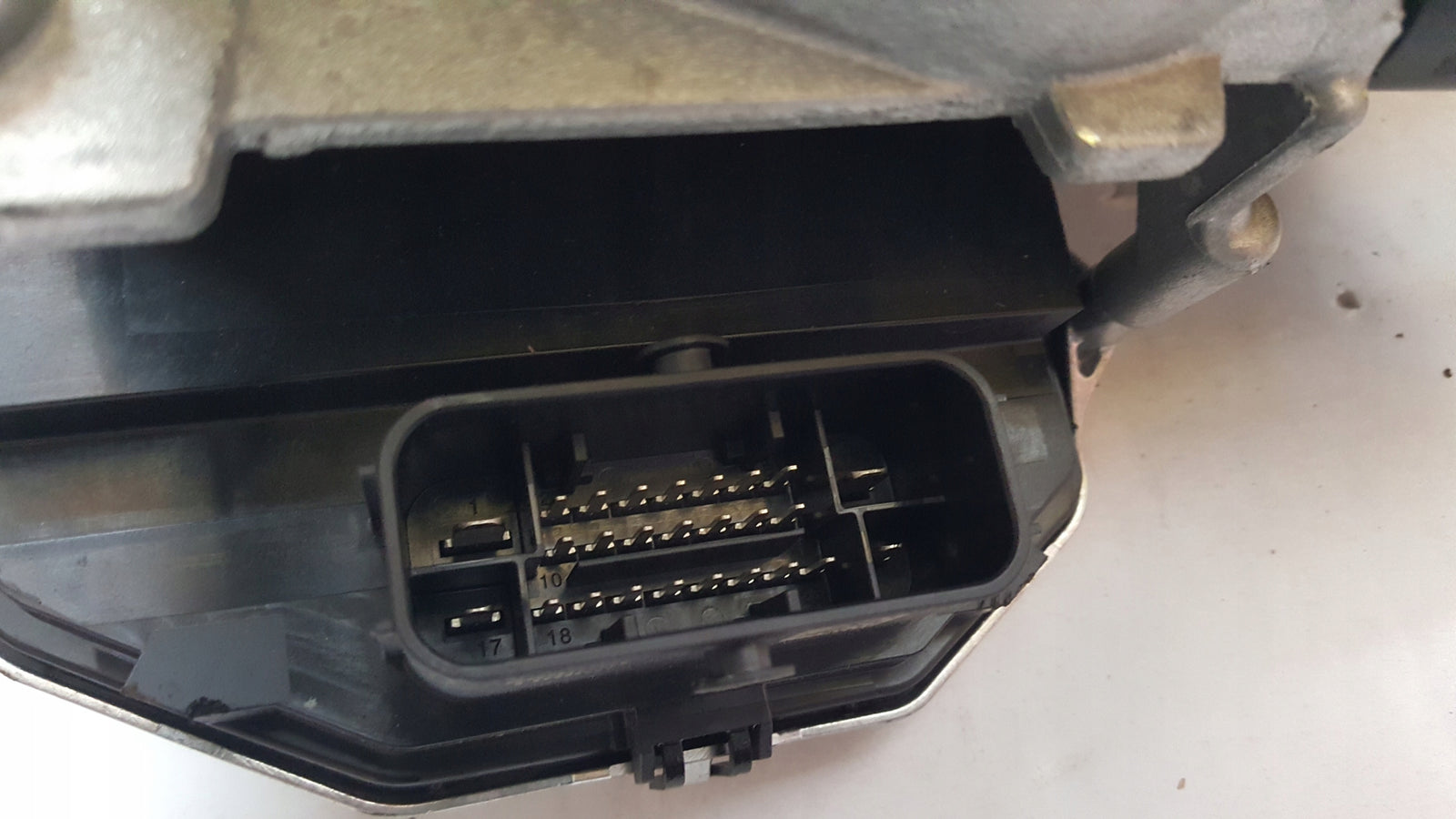 Pompa hamulcowa serwo VW SKODA SEAT AUDI 1EB614105CG demontaż