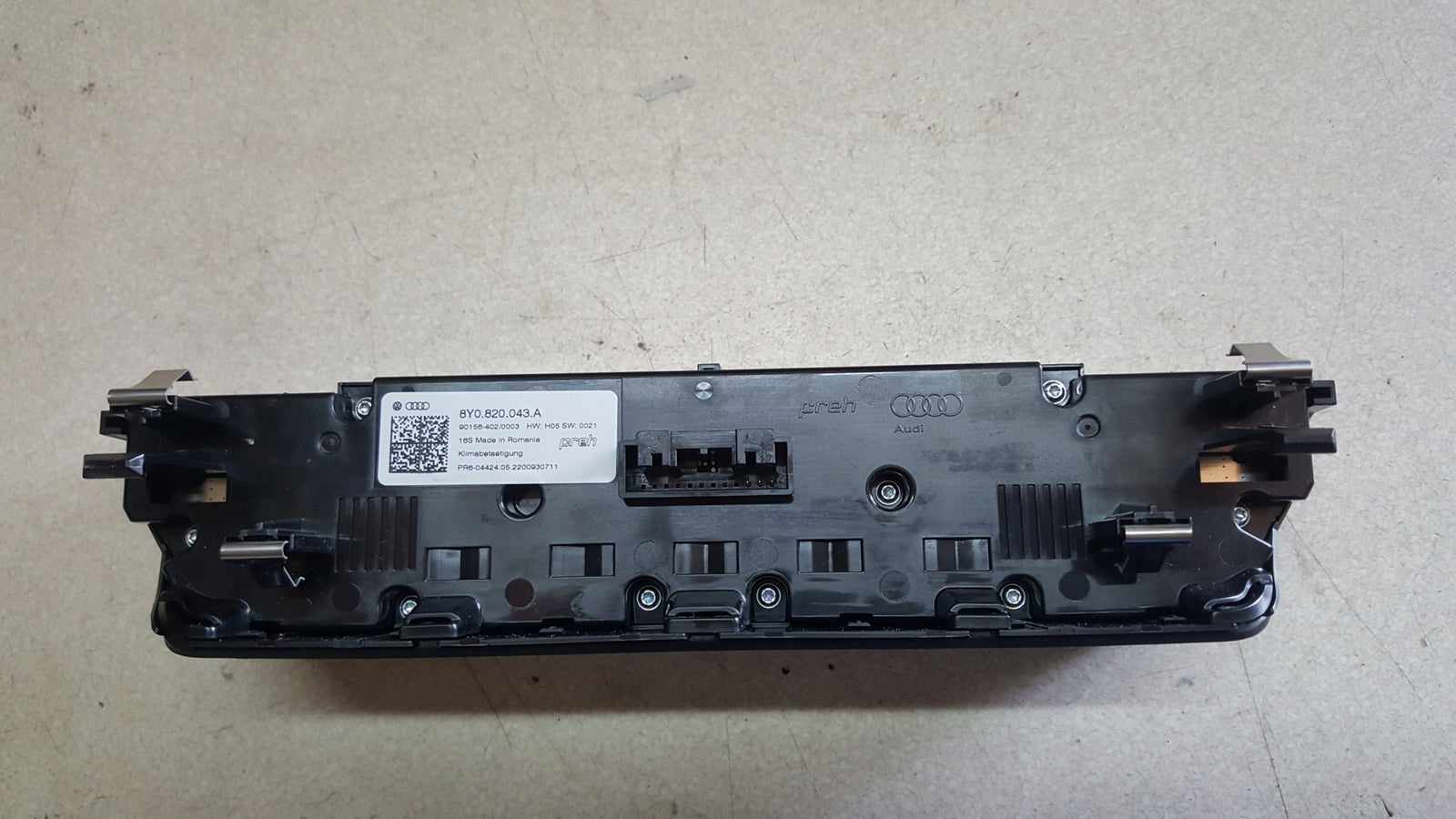 194c3bceb817d1f2e3a81f1e9d9acd5f