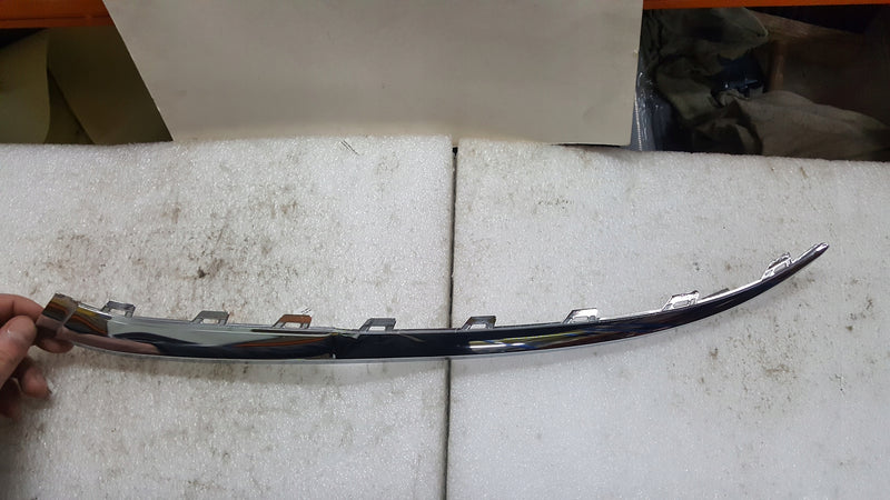 Listwa chrom zderzaka lewy przód VW T-ROC 2GA853711B demontaż