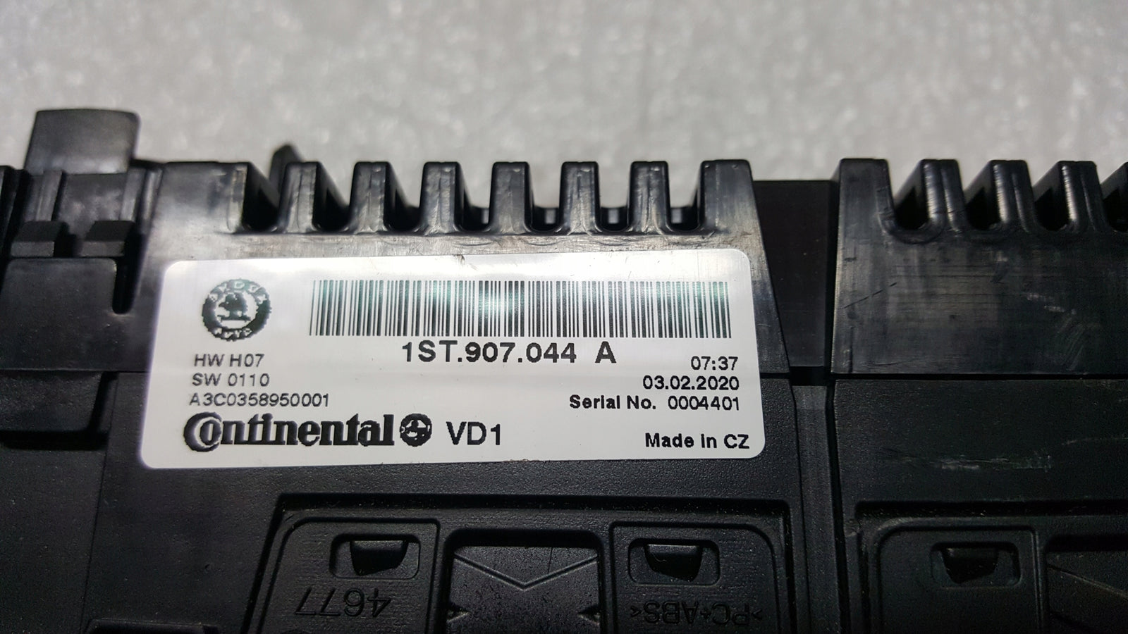 6281abe2f6bede8b126b40d693334bc6