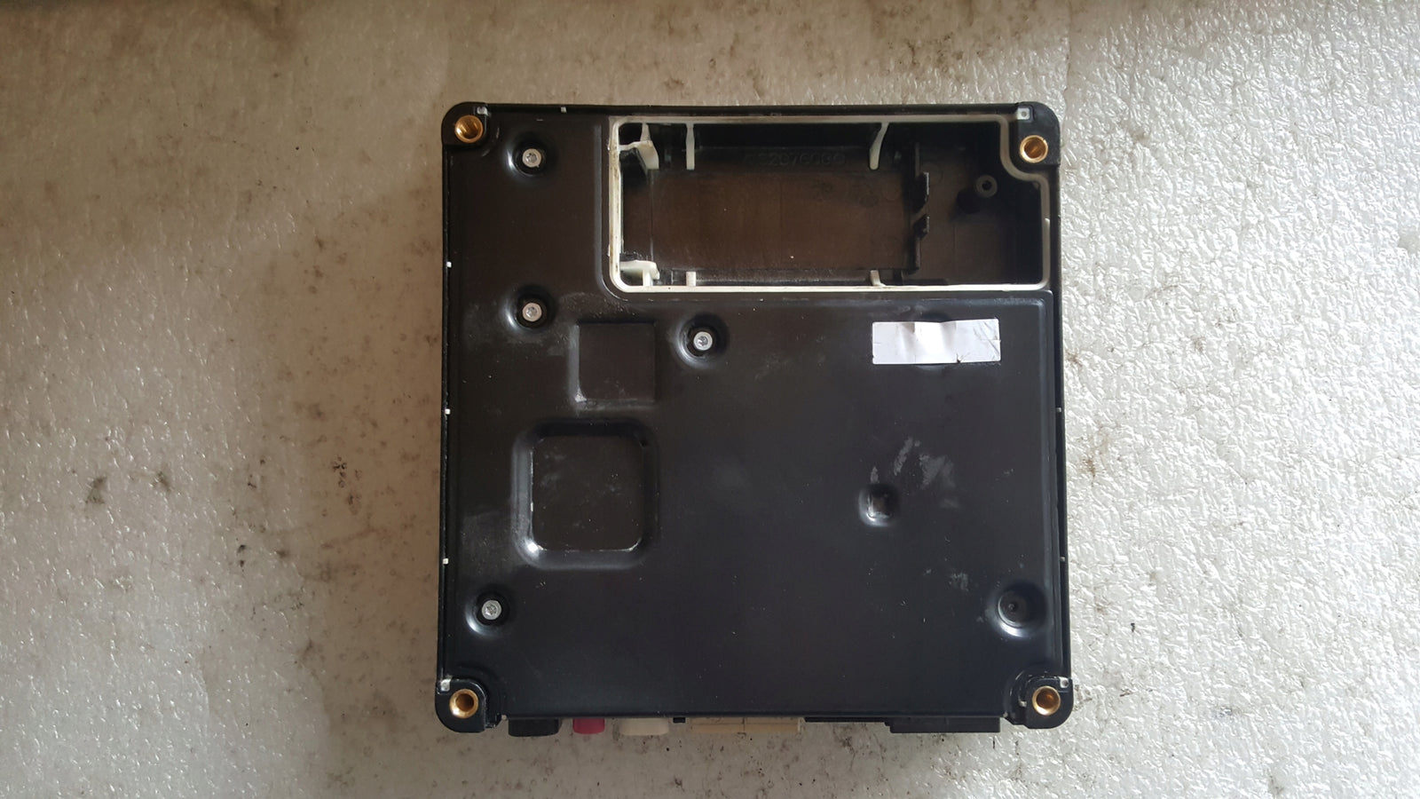 Sterownik moduł SOS-- AUDI A4 (B9) A5 RS4 RS5 4KE035282C demontaż