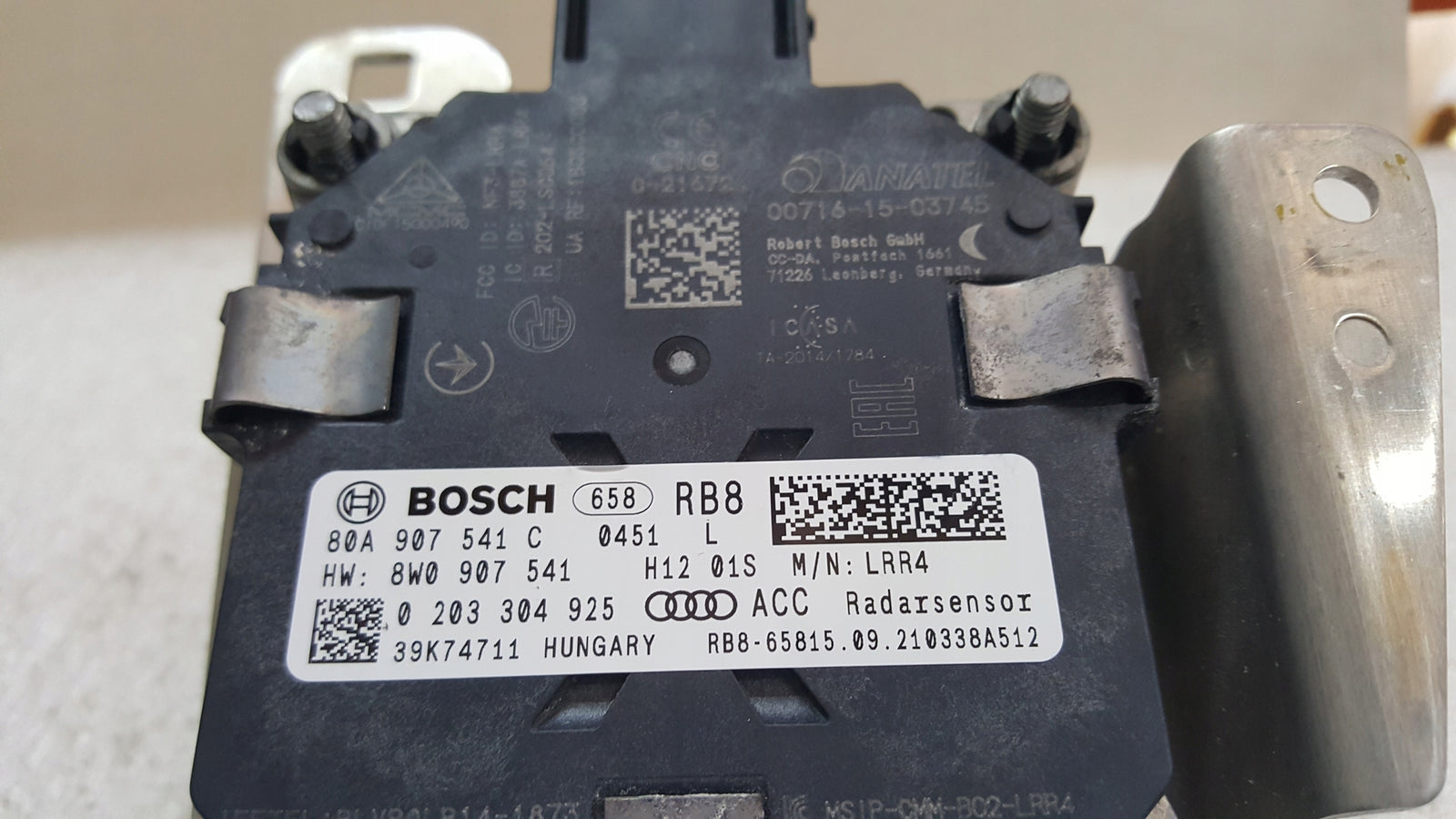 Radar ACC distronic AUDI Q5 80A907541C 80A907573 demontaż