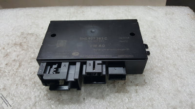 Moduł sterownik haka VW AUDI SEAT SKODA 5H0907383C demontaż
