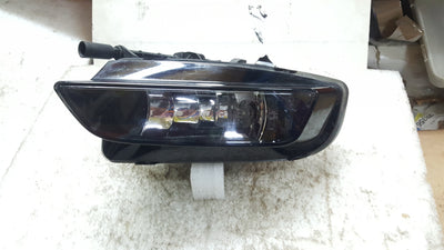 REFLEKTOR PRZECIWMGŁOWY HELLA 1NE010832321 8V0941700G