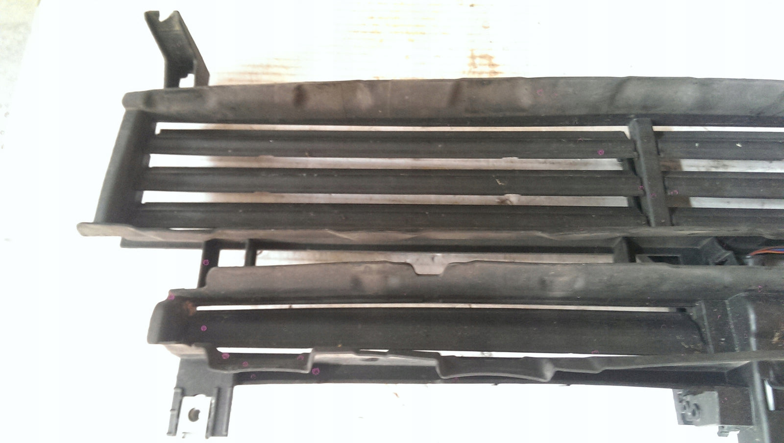 Kierownica powietrza przód MINI F55 F56- 7 339 096