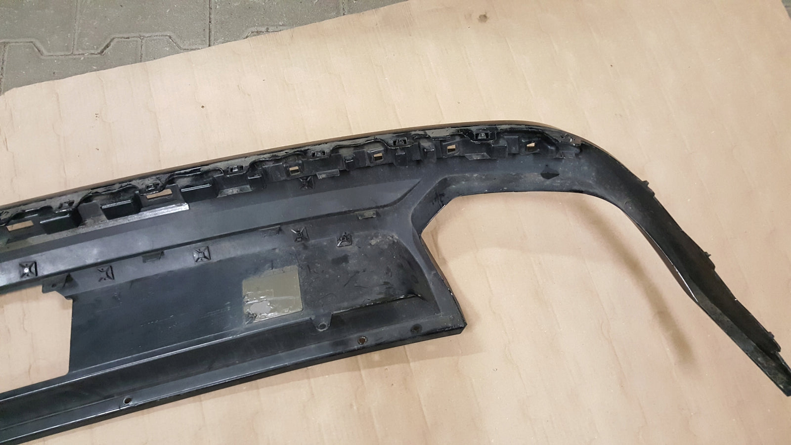 VW TIGUAN III R-LINE DOKŁADKA SPOILER ZDERZAKA 760807568E