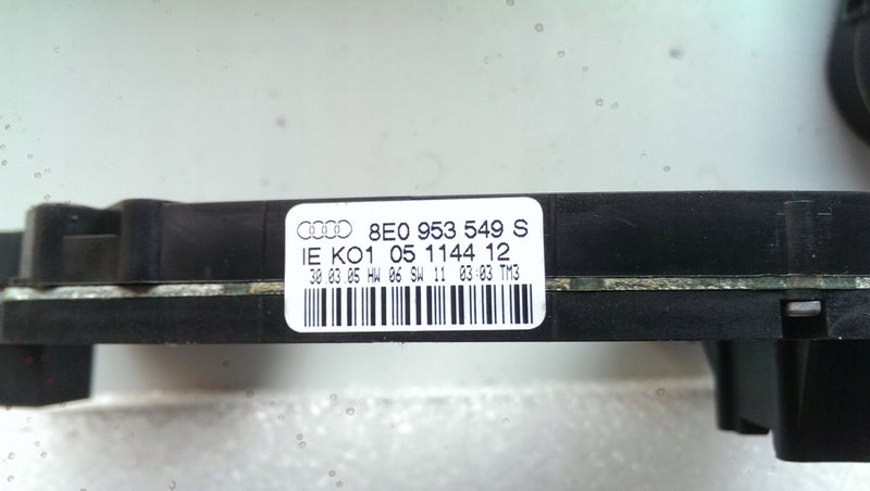 Moduł pod kierownicę AUDI 8E0953549S