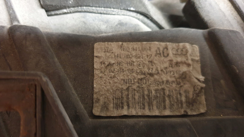 Pr reflektor AUDI A6 C5 1997r 4B0941004AC ORYGINAŁ