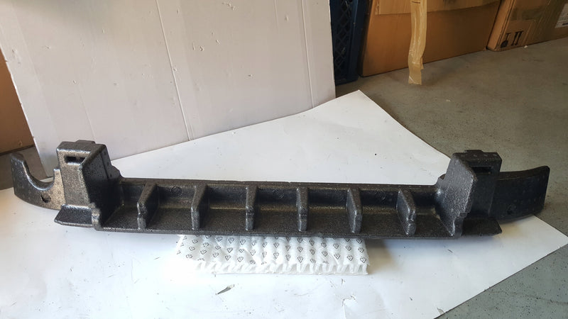 Absorber pianka zderzaka przedniego VW TIGUAN 5NA807248R demontaż