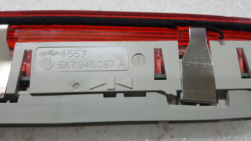 Trzecie światło stop VW GOLF VII cabrio T-ROC cabrio 5K7945087A demontaż