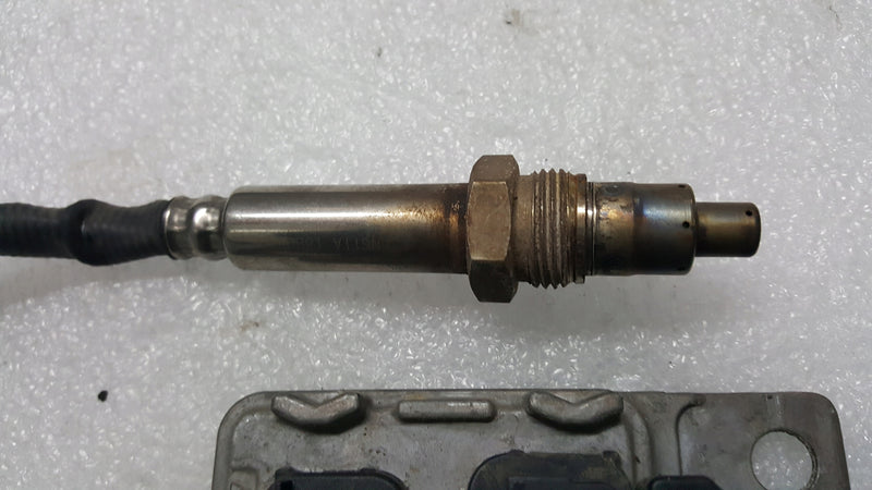 Sonda lambda czujnik NOX AUDI Q7 4.0 TDI 4M0907807G demontaż