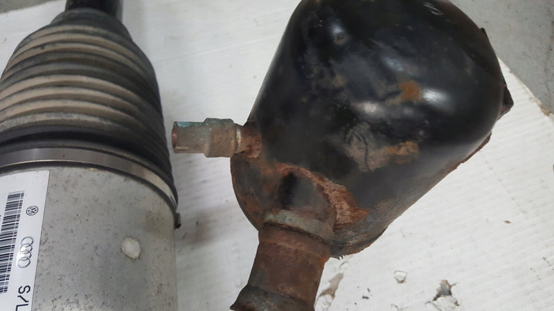 Amortyzator lewy tył AUDI A8 (D3) 4E0616001P demontaż