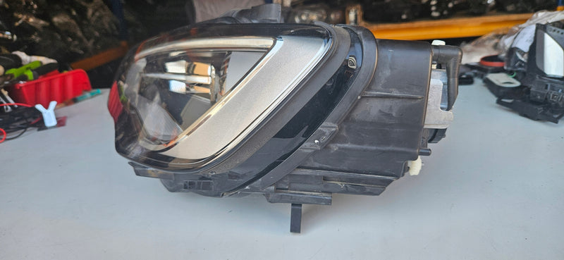 LE bi xenon skrętny LED Audi A3 S3 RS3 8V0941031AE IDEAŁ przed liftem