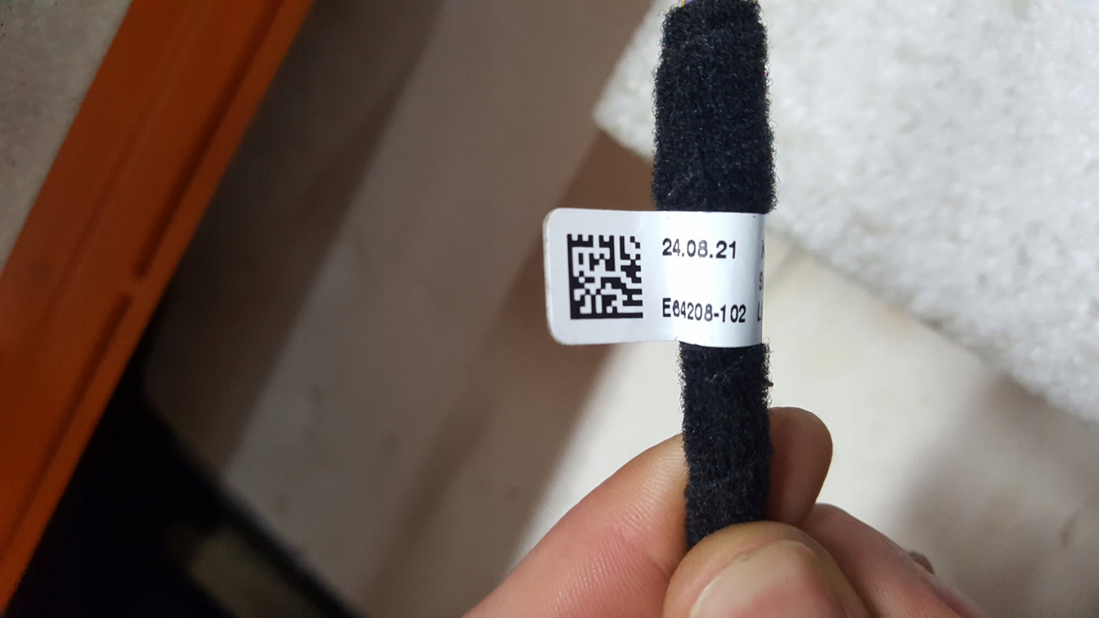 AUDI Q4 E TRON SIŁOWNIK KLAPY BAGAZNIKA LEWY 89A827851A ORYGINALNY