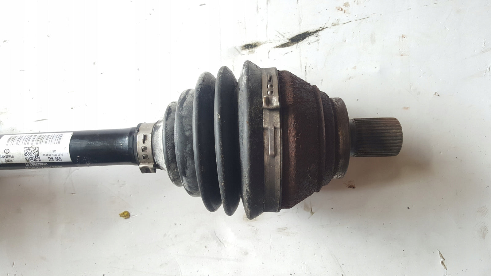 PÓŁOŚ LEWA AUDI Q3 8U 2,0TDI MANUAL 11-18 NFZ 5N0407761F