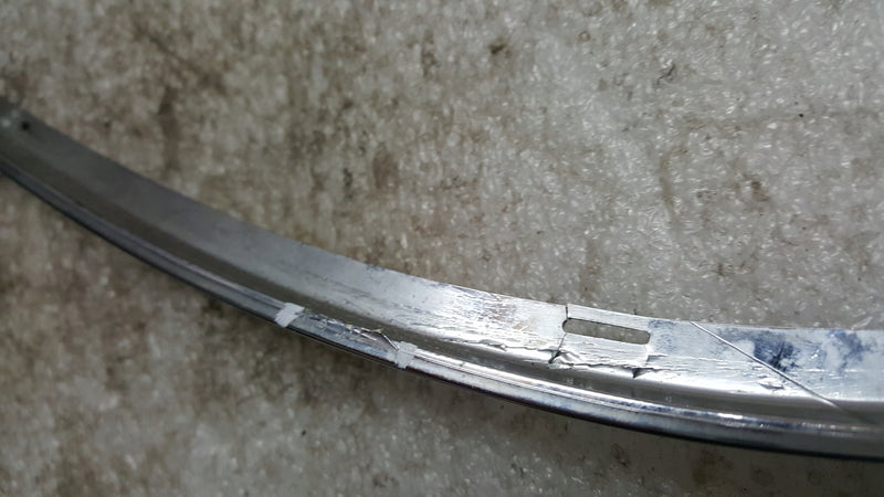 VW PASSAT B5 FL LISTWA ZDERZAKA CHROM LEWA 3B0807243