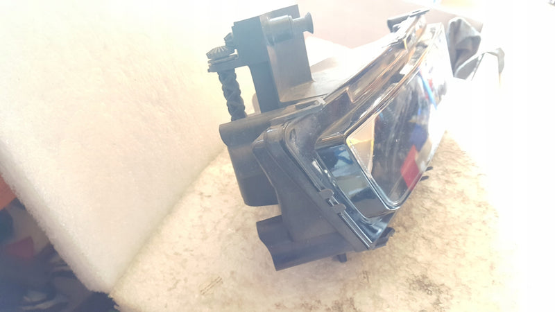 Lewy halogen VW TOURAN II 5TA941661A demontaż