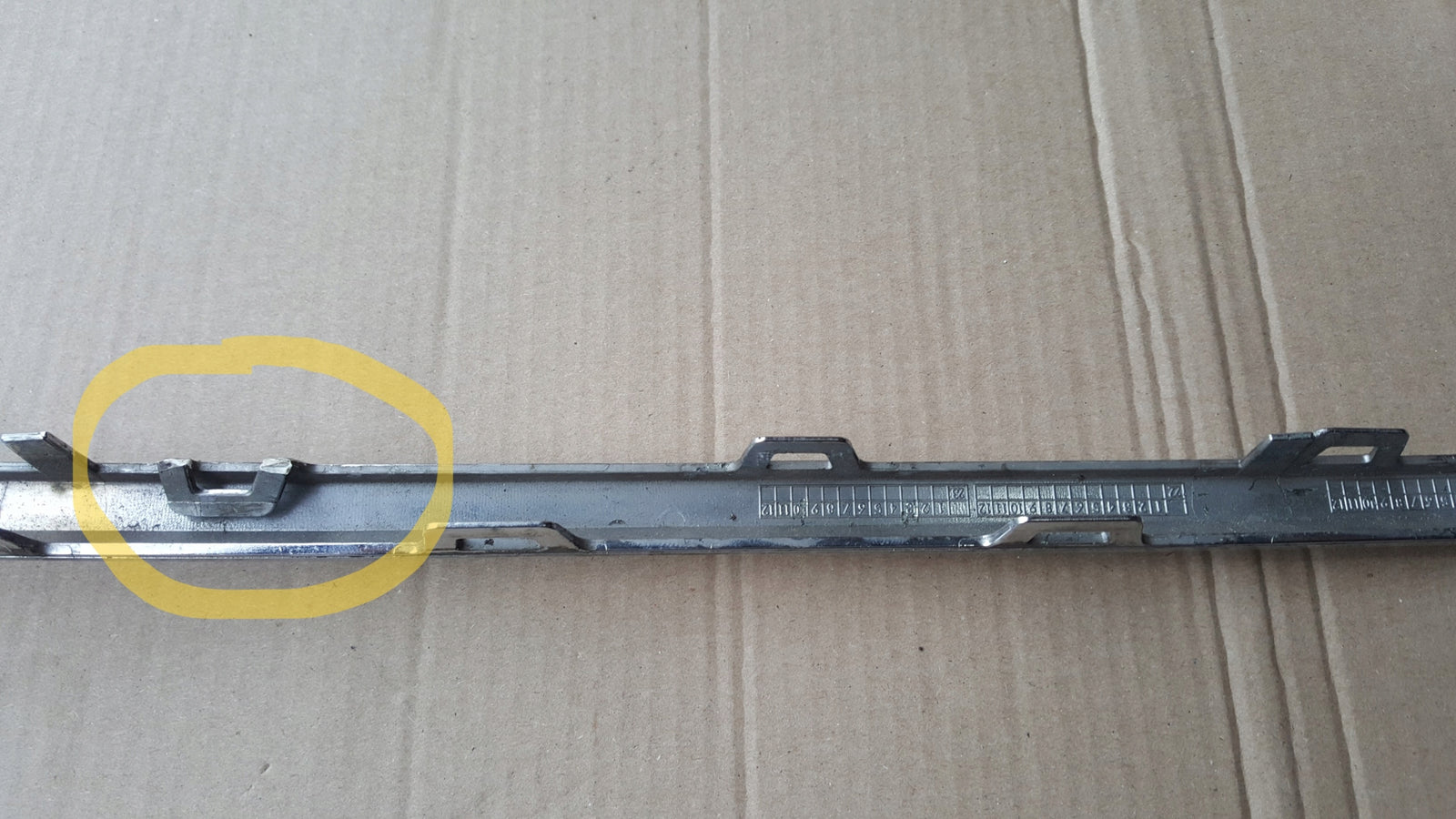 LISTWA CHROM ZDERZAKA PRZEDNIEGO VW ARTEON 3G8853245