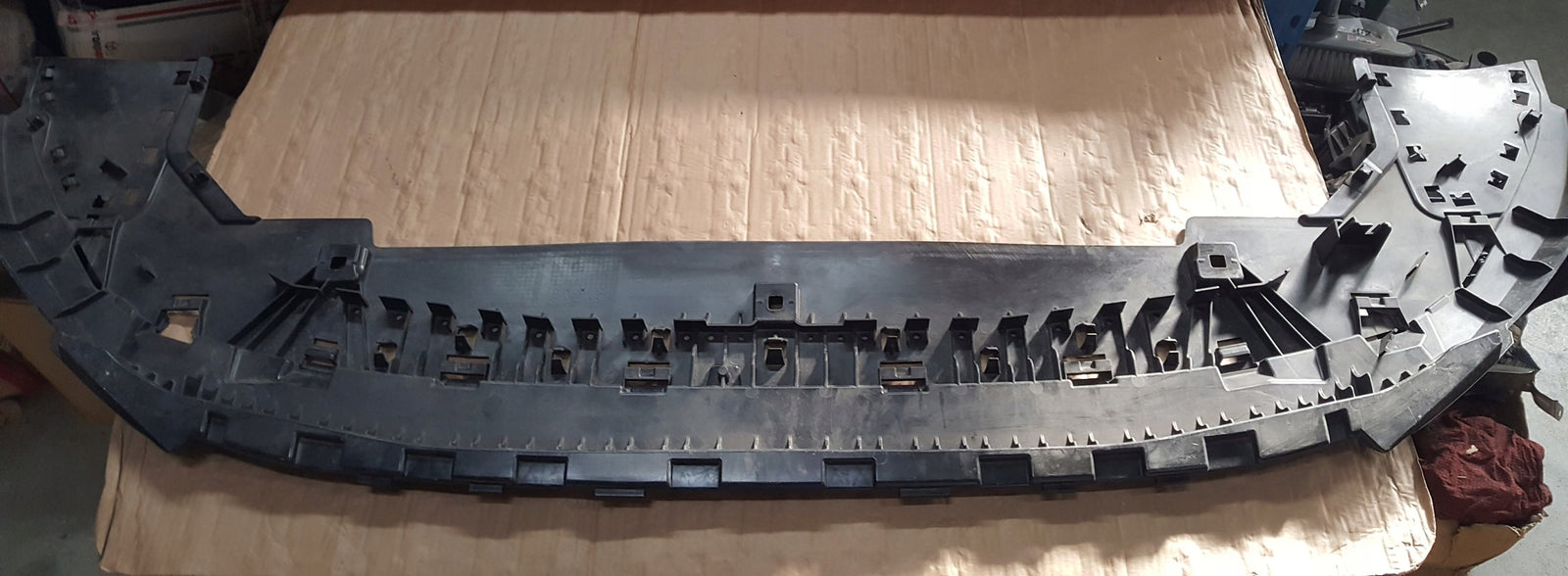 AUDI A3 8Y OSŁONA PŁYTA POD ZDERZAKA ZDERZAKA 8Y0807233C