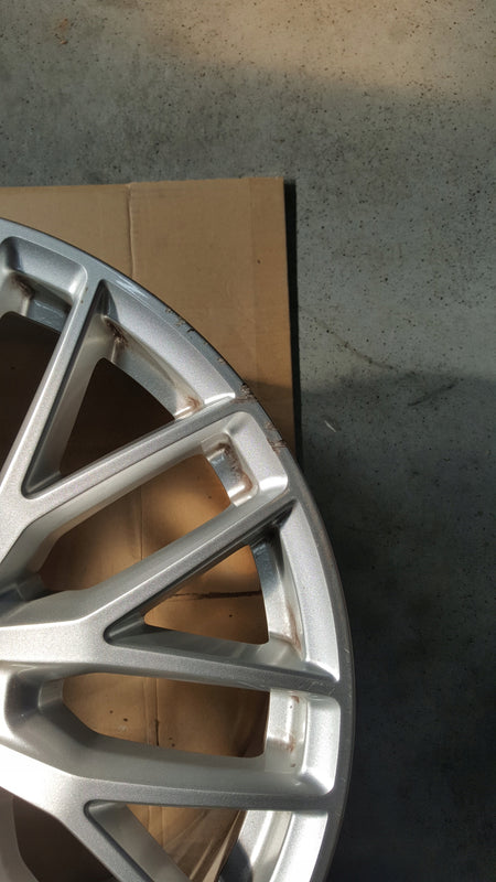 Audi Q7 4M Felga aluminiowa R20 4M0601025BJ 4M0601025Q