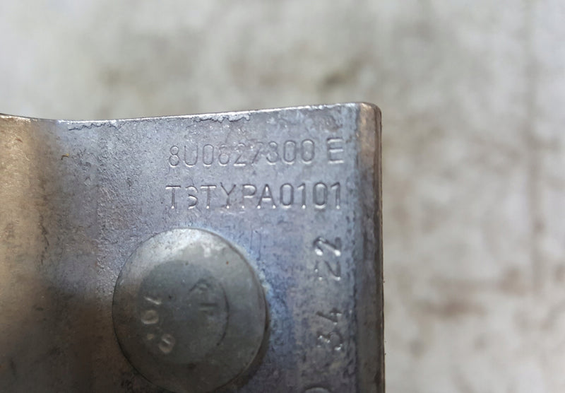 AUDI Q3 08-17 zawias klapy prawy tył 8U0827300E