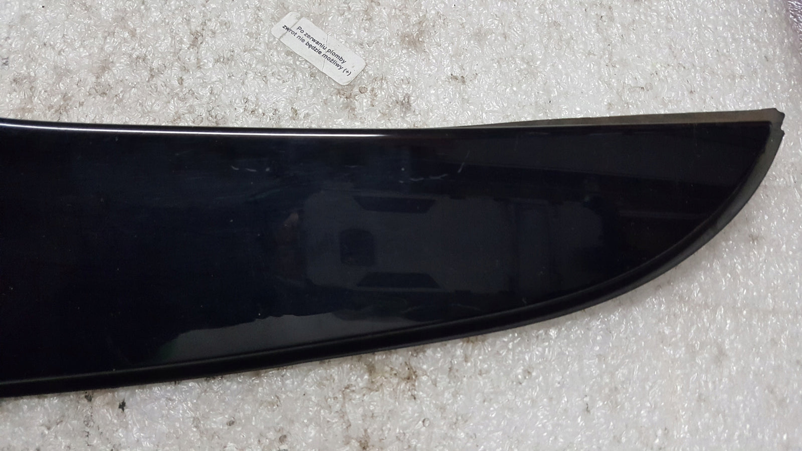 Listwy klapy bagażnika lewa+prawa strona M-B W205 A2067900400 A2067900300