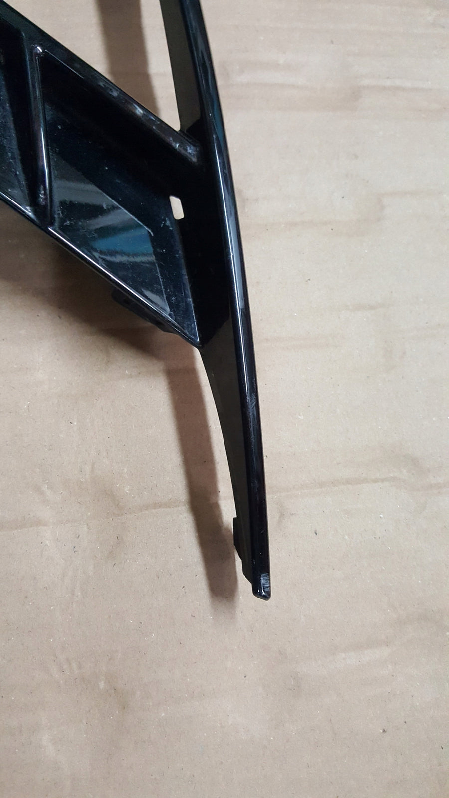 Seat Ibiza V 5 6F0 FR 17-21 Atrapa Kratka Zderzaka Prawa Przód 6F0853666C