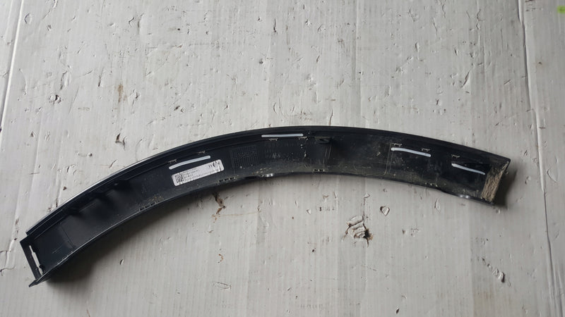 Listwa zderzaka przedniego lewa strona AUDI Q4 e-tron 89A853025F