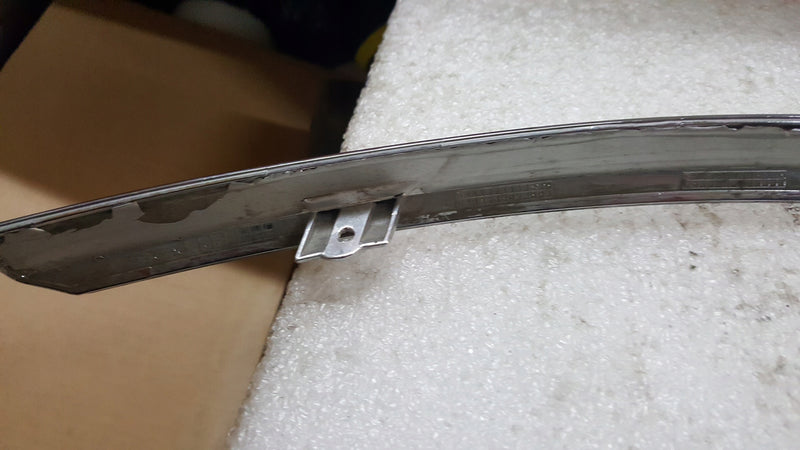 AUDI A6 C6 LIFT 08- OZDOBNA LISTWA CHROM ZDERZAKA PRZÓD LEWA 4F0853065