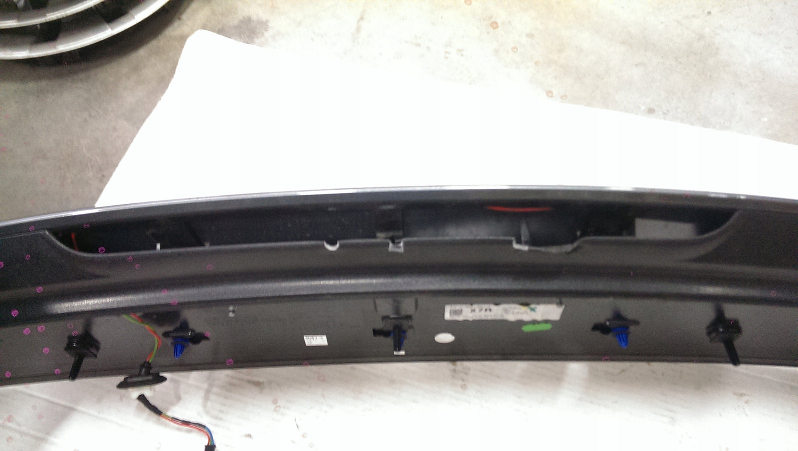 Spoiler lotka AUDI A3 S3 8V4827933B DEMONTAŻ