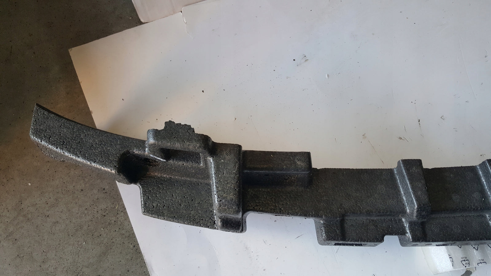 Absorber pianka zderzaka przedniego SEAT LEON 5FA807248C demontaż