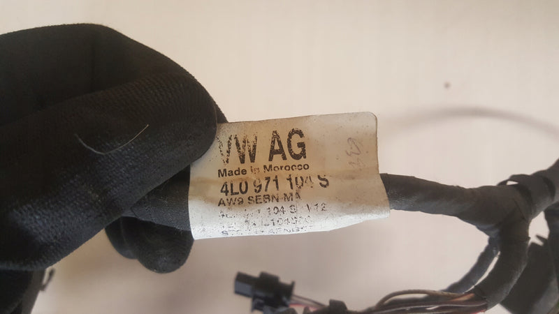 Instalacja PDC tył AUDI Q7 4L0971104S demontaż