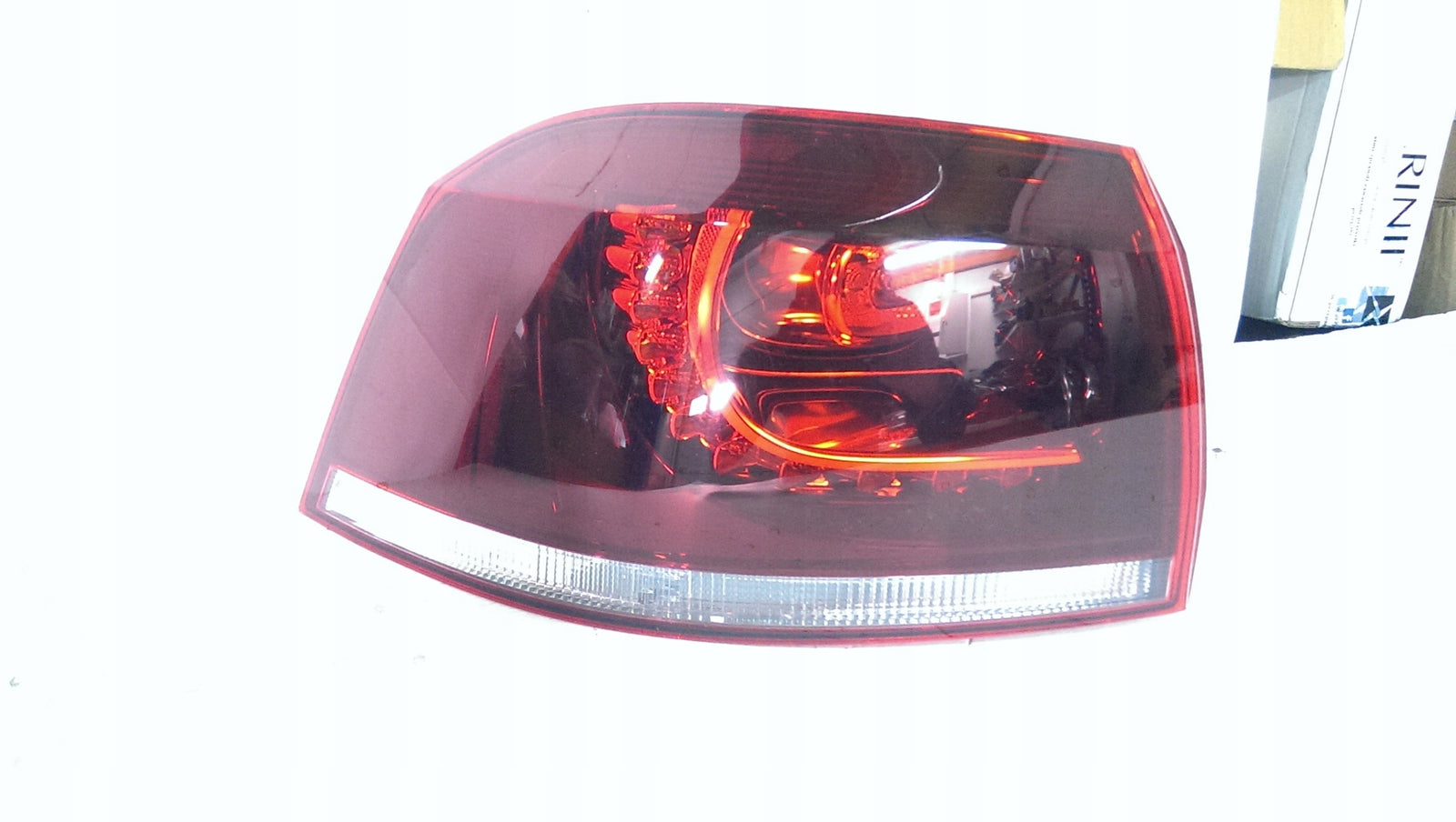 Tylna lewa lampa LED VW GOLF VI CABRIO 5K7945207B