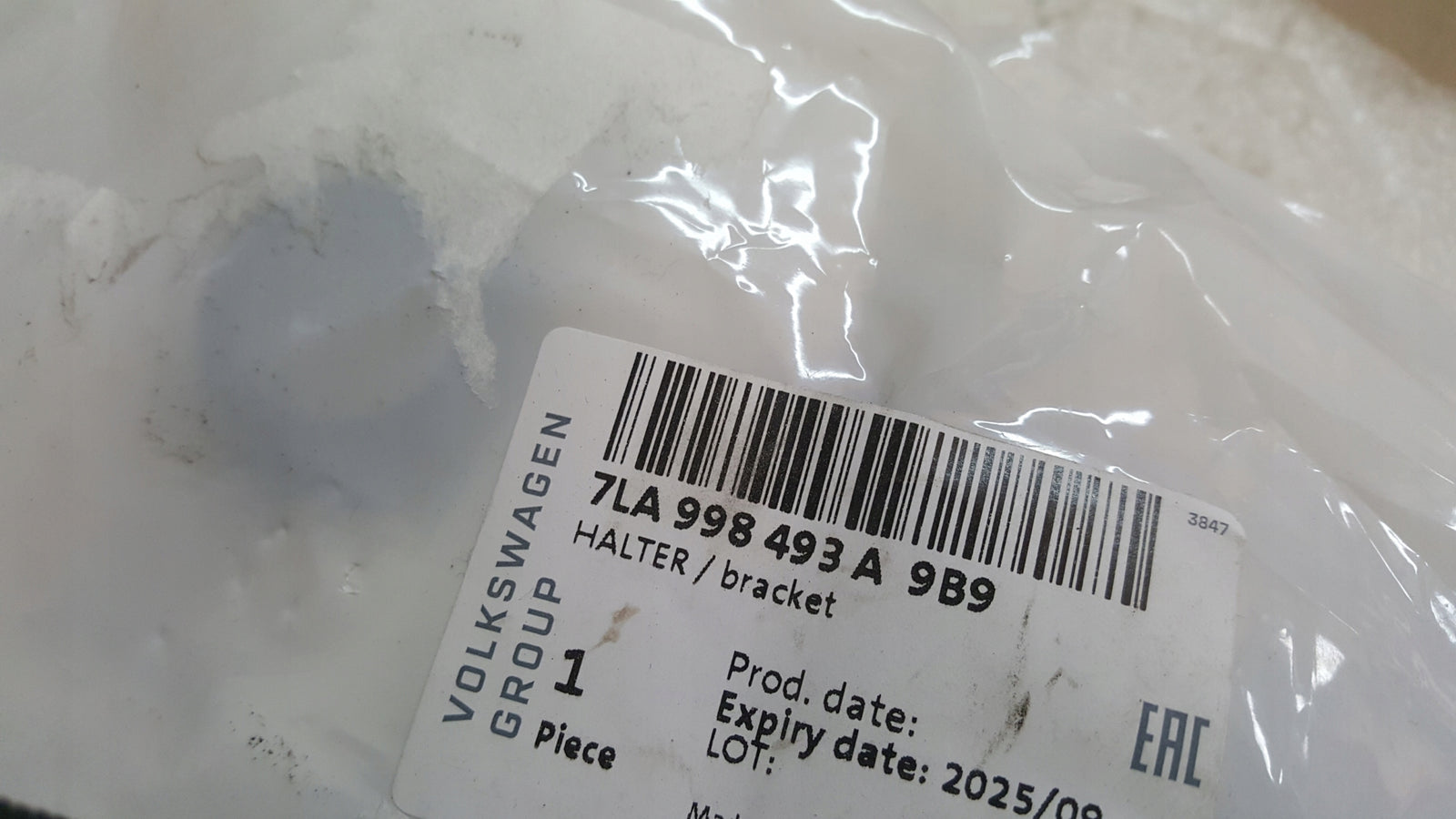 NOWE ORYGINALNE koszyczki czujników parkowania VW T6 7LA998493A