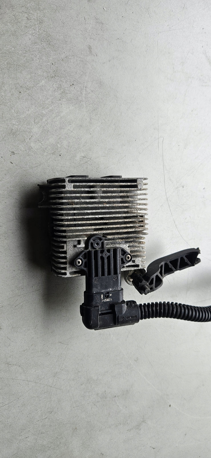 PEUGEOT CITROEN DS RADAR SENSOR DISTRONIC OE 9852538780